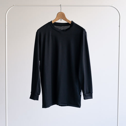 Mee × LongTee black