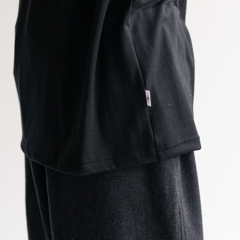 Mee × TankTop black