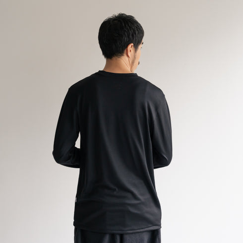 Mee × LongTee black